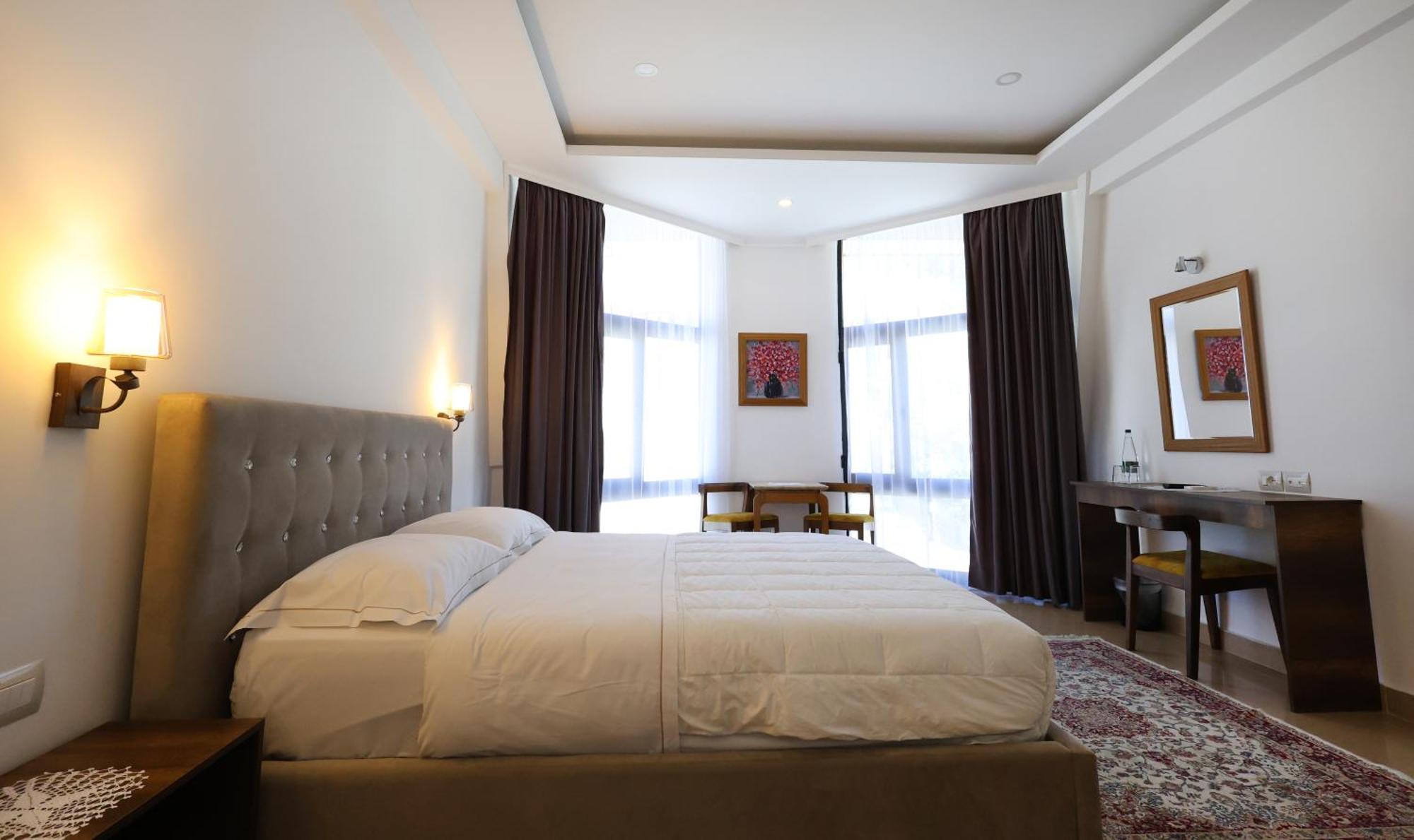Hotel Republika 培拉特 外观 照片